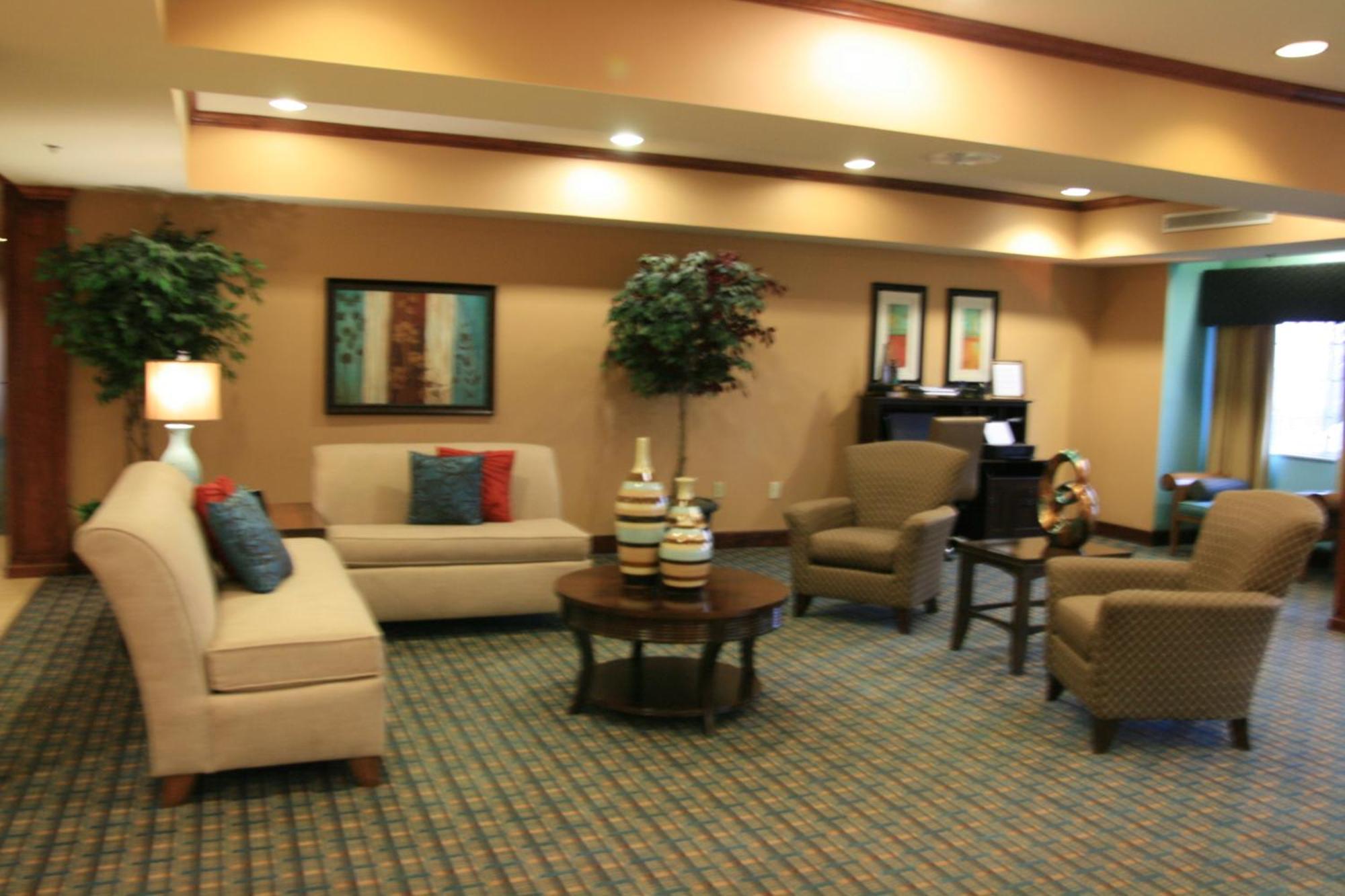 Microtel Inn & Suites By Wyndham Starkville Exterior photo